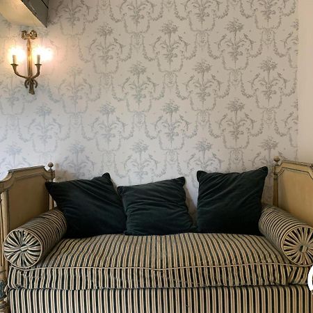 Chateau De Gardes Bed & Breakfast Castin Екстериор снимка