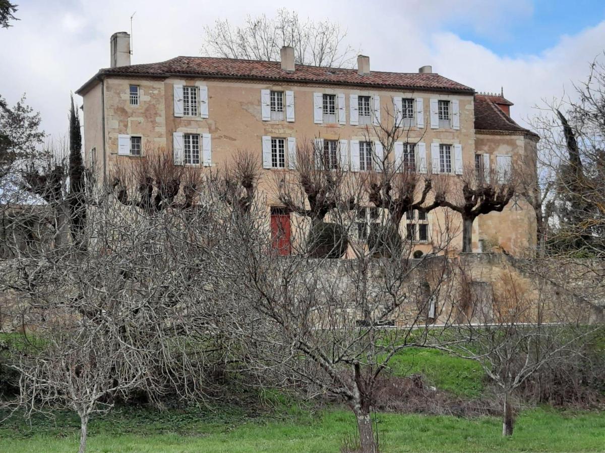 Chateau De Gardes Bed & Breakfast Castin Екстериор снимка